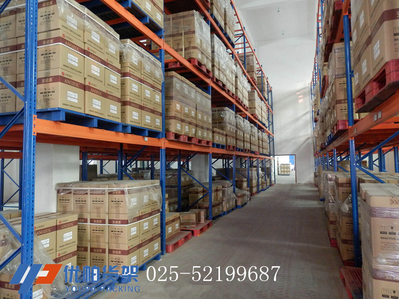 重型货架配钢制托盘